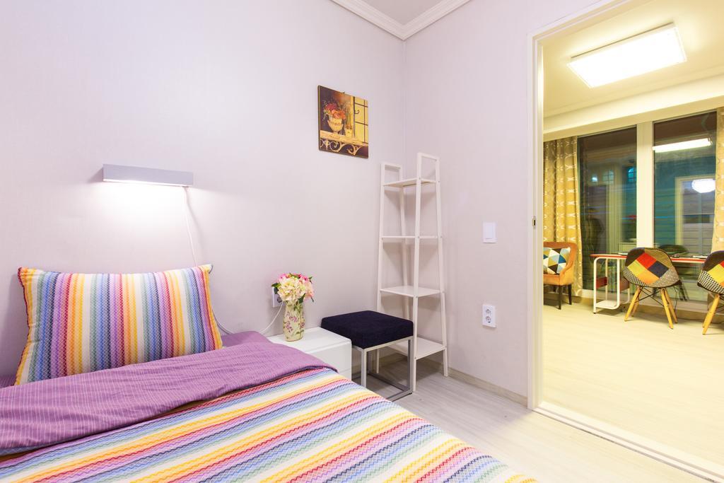 Oh Blue Guesthouse Сеул Номер фото