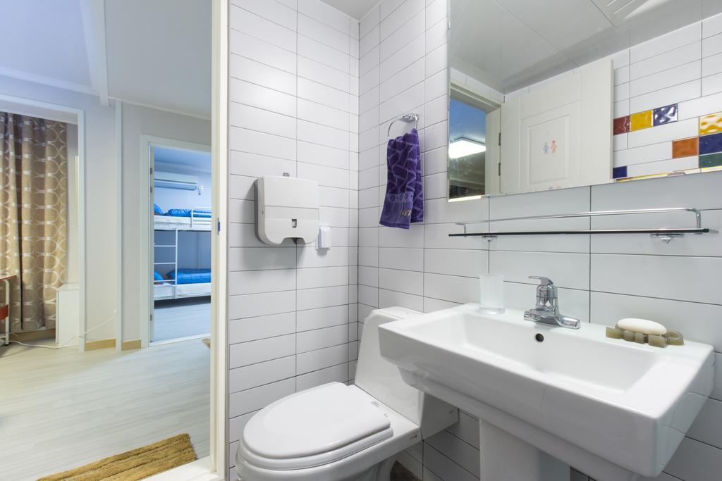 Oh Blue Guesthouse Сеул Экстерьер фото